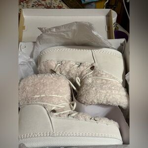 Michael Kors White and Cream Interior